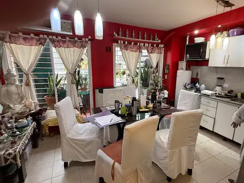 Virrey Del Pino 4100, Piso P.B.