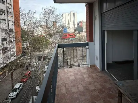 Departamento 5 ambientes con 2 baños