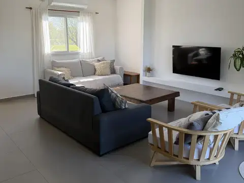Casa en Venta en El Canton - Norte, USD 355.000