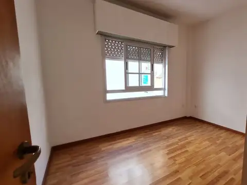 Departamento en Alquiler en Caseros, $ 790.000