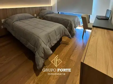 Departamento en Alquiler en Cerro De Las Rosas, USD 2.800