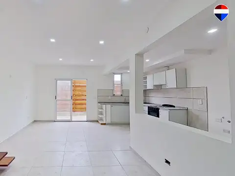 VENTA PH 3 AMBIENTES EN EZPELETA CON BALCON