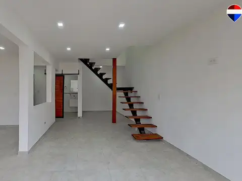 Depto Tipo Casa en Venta en Ezpeleta Este, USD 54.990