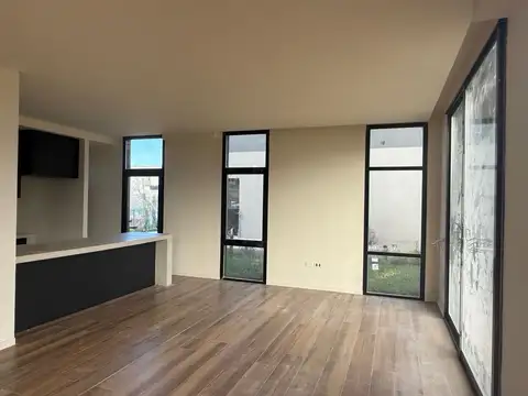 Casa en Alquiler en Puertos - Araucarias, USD 1.600