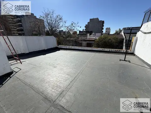 PH 4 AMBIENTES CON BALCON AL FRENTE Y TERRAZA PROPIA