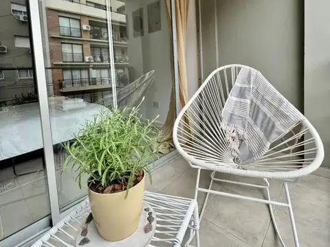 Conesa 2500, Piso 3