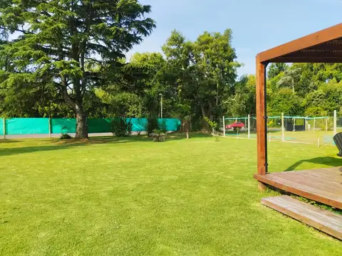 Quinta en Venta en Barrio El Cazador, USD 165.000