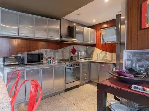 Dr. Tomás Manuel Anchorena 1100, Piso 0