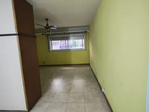 Departamento en Alquiler en Floresta, $ 450.000