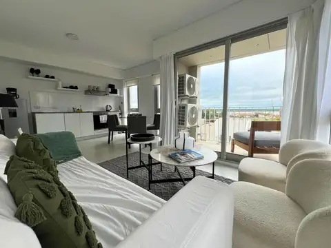 Venta Departamento de 1 Dormitorio c/baulera con vista al río y amenities en Pue