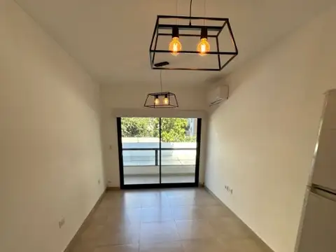 Departamento en Alquiler en Centro, $ 600.000