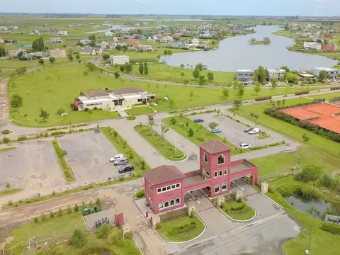 VENTA LOTE INTERNO. BARRIO SANTA RITA