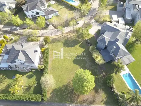 Terreno en Venta en Septiembre, USD 137.800