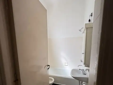 Depto Tipo Casa 2 ambientes con 1 baño
