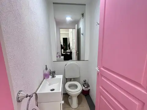 Casa 5 ambientes con 4 baños