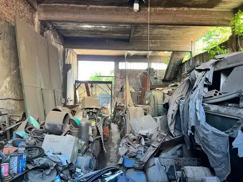 GALPÓN EN VENTA EN AV CONSTITUYENTES  VILLA MAIPÚ