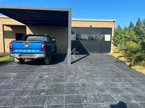 Casa en Venta en Las Calandrias, USD 225.000