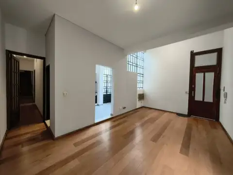 Depto Tipo Casa 5 ambientes con 1 baño