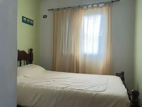 Depto Tipo Casa 4 ambientes con 2 baños