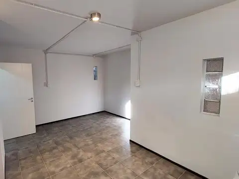 Depto Tipo Casa en Alquiler en Quilmes Oeste, $ 390.000