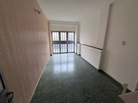 Departamento en  Venta a pocos metros de Av. Pellegrini