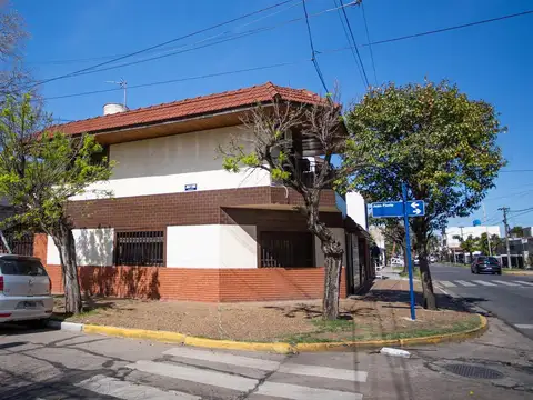 Venta Duplex 3 ambientes con cochera- Villa Luzuriaga