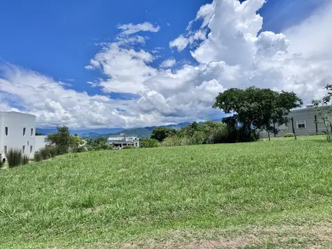 Terreno en venta 2.283 m2 El Tipal Club de Campo Salta Capital
