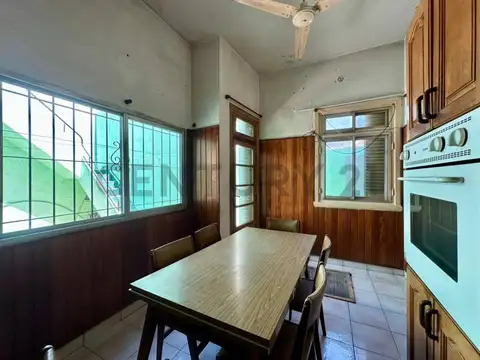 Departamento 4 ambientes con 2 baños