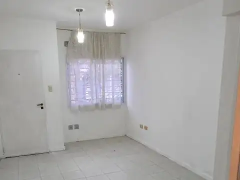 Depto 2 amb en alquiler - Charlone 1883, San Miguel - 40 m2, con cochera