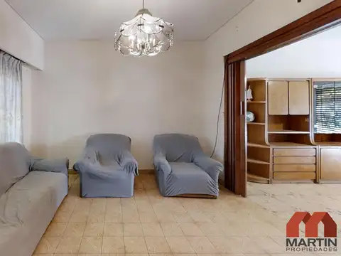Casa en alquiler en Martínez 4 ambientes baño y toilette patio quincho cerrado y cochera x 2