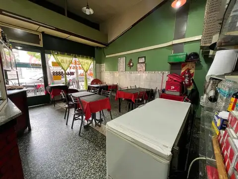 Venta de fondo de comercio Parrilla muy conocida en Liniers
