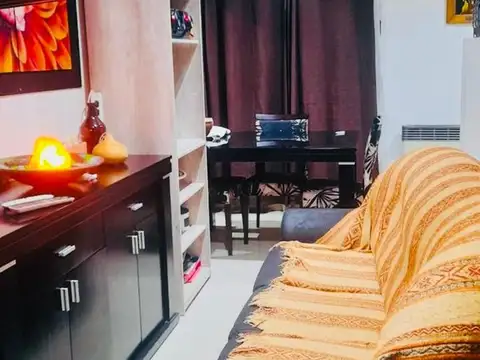 CASA DE UN DORMITORIO BARRIO CEFERINO