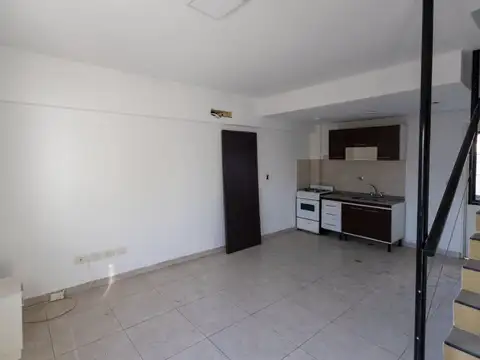 Depto Tipo Casa 2 ambientes con 1 baño