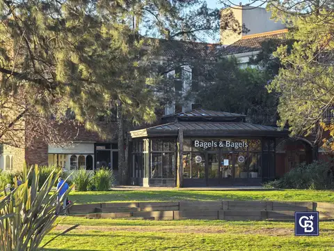 Venta Local con Renta Ideal inversión en Centro Comercial Pueblo Caamaño, Pilar
