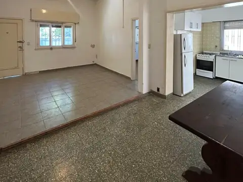 Depto Tipo Casa en Venta de 4 ambientes