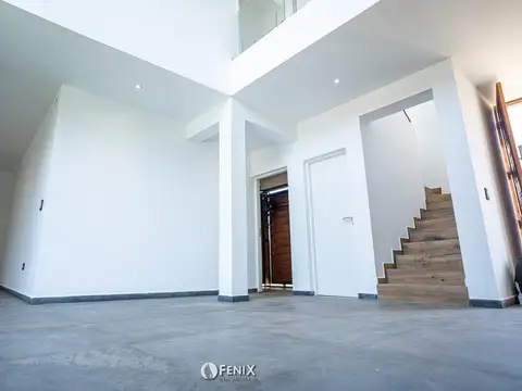 Casa 6 ambientes con 3 baños