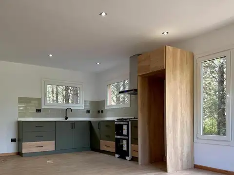 Casa 5 ambientes con 1 baño