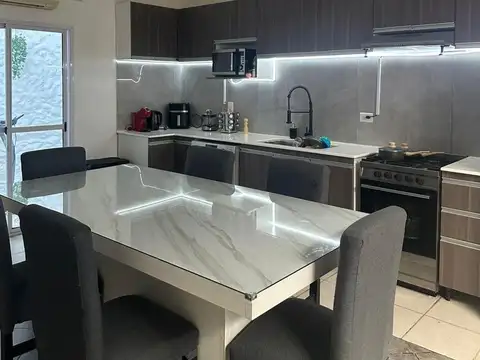 Depto Tipo Casa en Venta en Villa Luro, USD 150.000