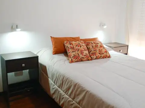 Departamento en Alquiler en Playa Grande, $ 700.000