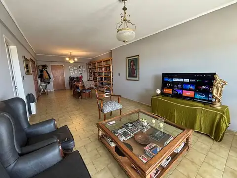 Departamento en Venta de 6 ambientes