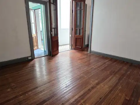 Depto Tipo Casa en Venta en Floresta, USD 75.000