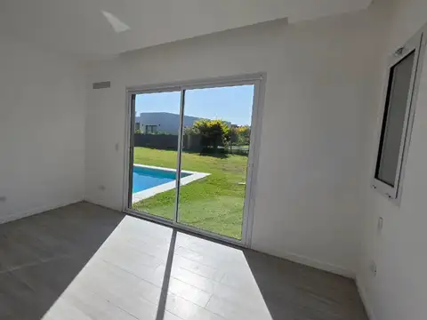 Casa a Estrenar La Alameda Canning