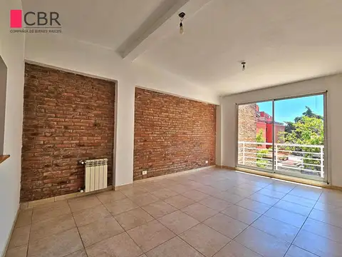 Divino Semipiso (3 Amb. y medio) al frente, con cochera fija - Muy Luminoso!