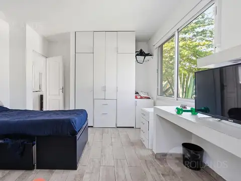 Casa 5 ambientes con 4 baños