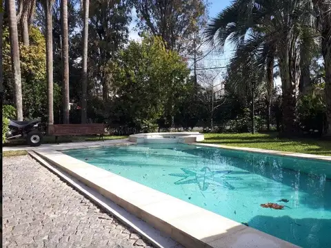 Casa Venta de 4 Ambientes Jardín Piscina Barrio San Carlos Pablo Nogues