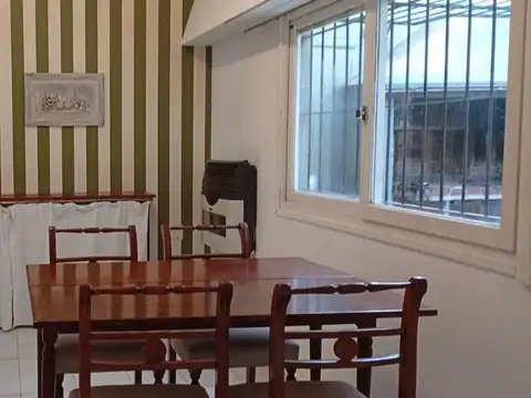 Depto Tipo Casa 5 ambientes con 3 baños