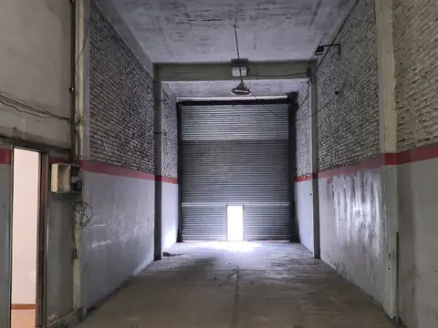 Galpón / Depósito 500 m² con ingreso para camiones – Elizalde 764/766, Avellaneda