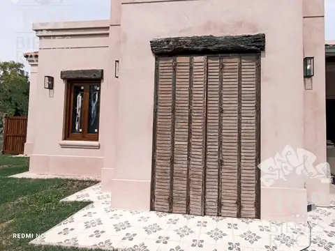 Casa en Venta en El Cantón - Barrio Golf, USD 410.000
