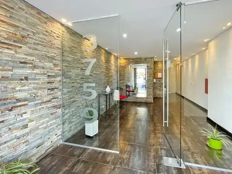 VENTA DEPTO. 2 amb y medio Duplex Boedo c/balcones