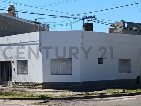 PH a la Venta en 62 y 139 Los Hornos